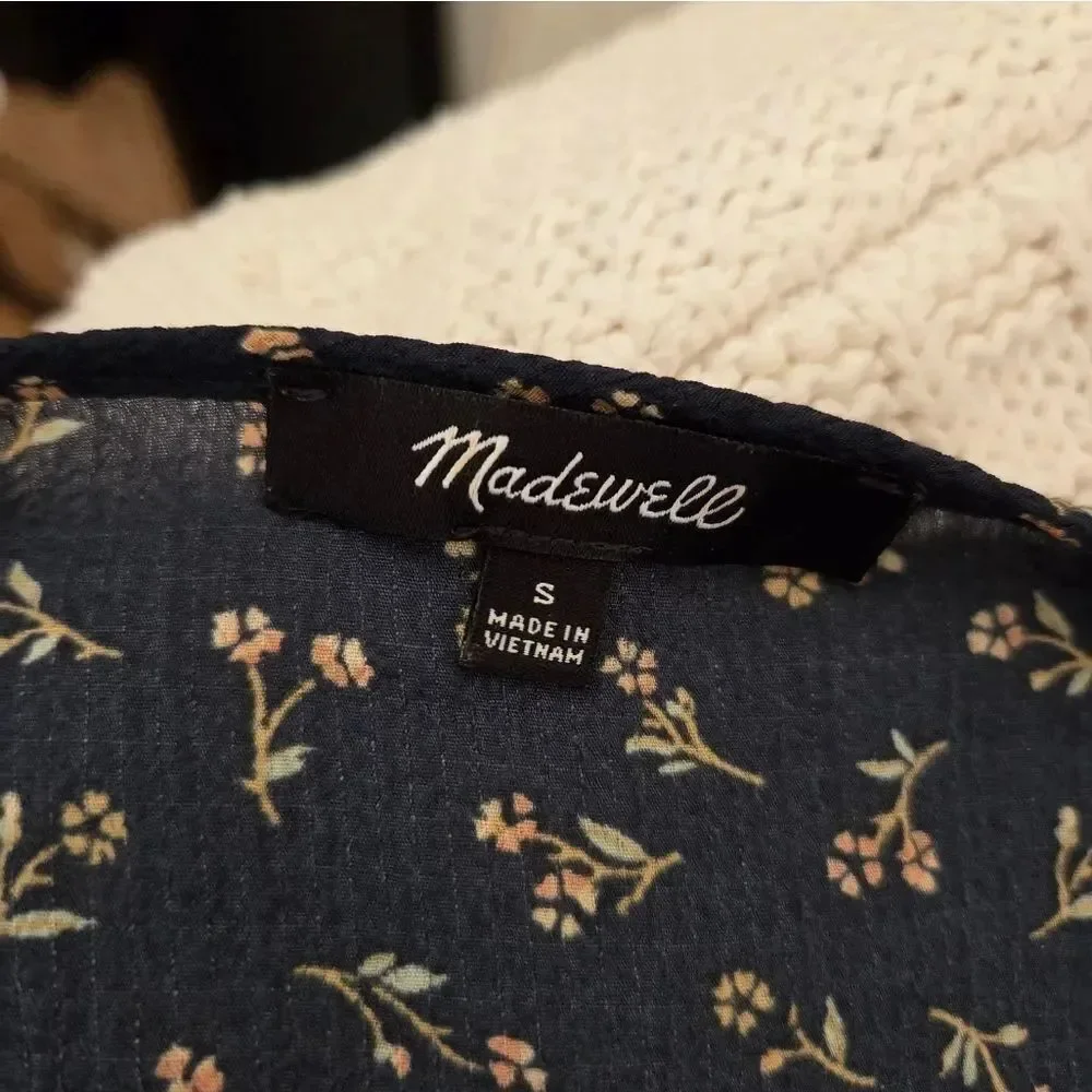 🦋MADEWELL🦋 Puff-Sleeve Peplum Wrap Top in Spring Fling - [Size Small]